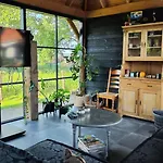 Luxe Met Bubbelbad Herveld