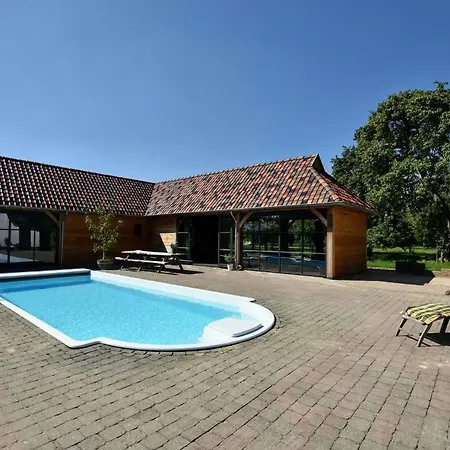 בית נופש Luxe Met Bubbelbad