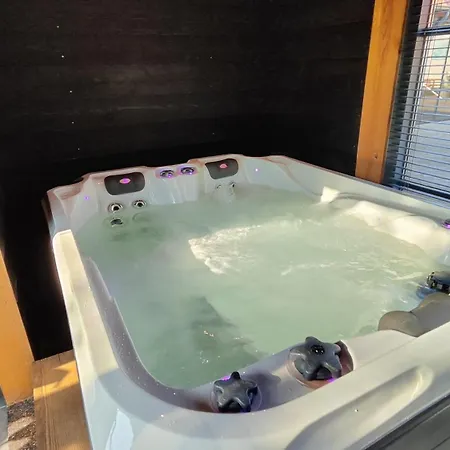 Luxe Met Bubbelbad * Herveld