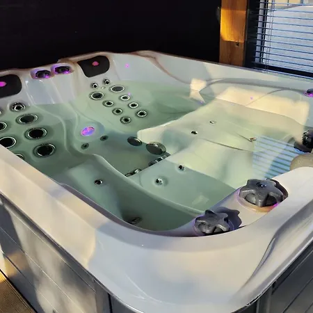 Luxe Met Bubbelbad Herveld