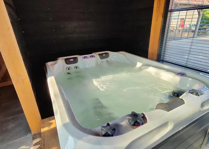 Luxe Met Bubbelbad * Herveld