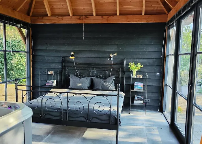 Semesterbostad Luxe Met Bubbelbad Herveld